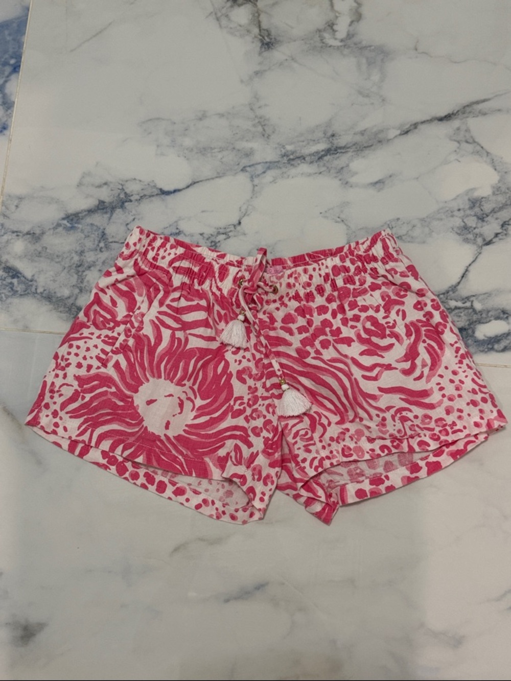 Lilly Pulitzer Pink & White Tiger Print Linen shorts tassels drawstring small